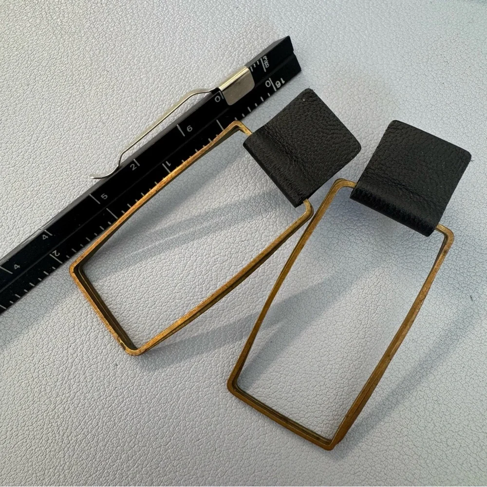 Geometric Black and Metallic Earrings Set